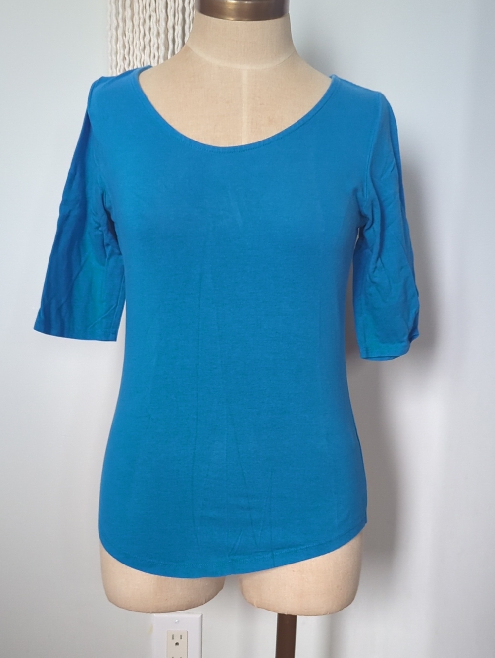 The Limited Blue Zipper Back Half Sleeve Shirt Size Small